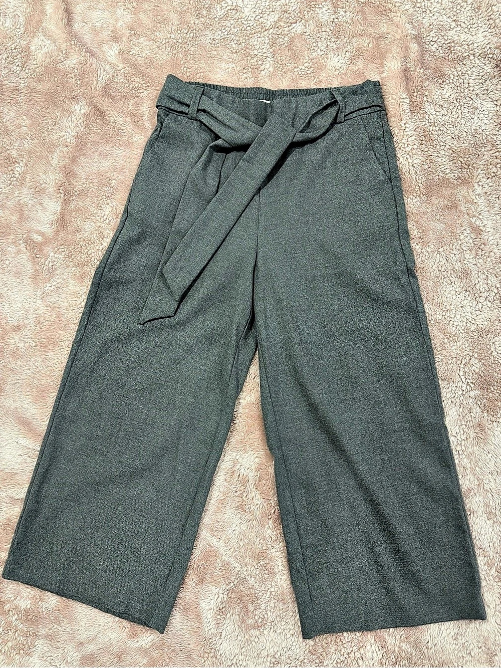 Zara Trafaluc Collection wide-leg pants Wide Leg Pants in Gray Size Small Like